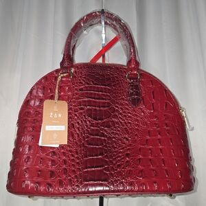 NWT  Z N LEATHER COLLECTION CROCODILE SKIN  RED SATCHEL BAG